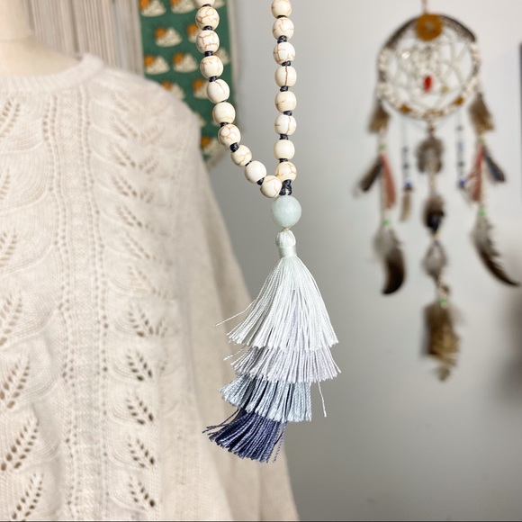 Cocobelle Anthropologie NWT Senza Marbled Bead Long Tassel Necklace Gray - Picture 7 of 8